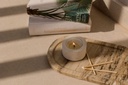 Terrae - Art de la table - Bougeoir - Bougeoir Pure White en béton - Décoration de table - Bougie allumée